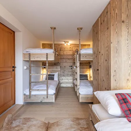 Narnia In & Out 14 Pers *